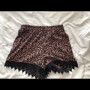 Cute floral shorts with lace